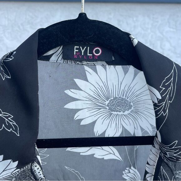 Sheer Black Floral Blouse w/ Ruffle Details SZ SM - Whimsygoth Romantic Grunge - Picture 3 of 8